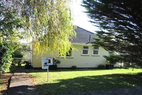 Photo of property in 14 Marie Crescent, Te Atatu South, Auckland, 0610