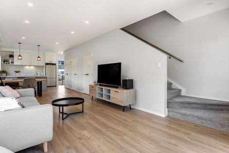 Photo of property in 26 Kaimai Avenue, Massey, Auckland, 0614