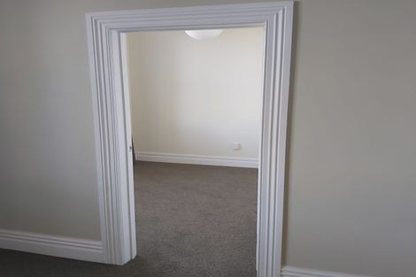 Photo of property in 2 Hinemoa Street, Birkenhead, Auckland, 0626