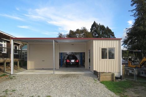 Photo of property in 1 Racecourse Road, Reefton, 7830