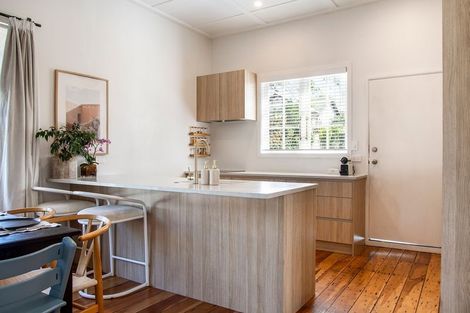 Photo of property in 70a Alfriston Road, Manurewa East, Auckland, 2102