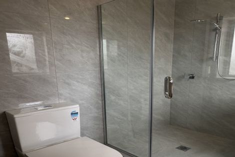 Photo of property in 20 Edwards Avenue, Henderson, Auckland, 0610