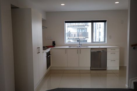 Photo of property in 60 Niu Lane, Te Atatu South, Auckland, 0610