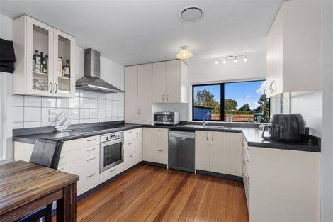 Photo of property in 28 Moore Street, Rolleston, 7614