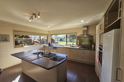 Photo of property in 4 Shaun Close, Papamoa Beach, Papamoa, 3118