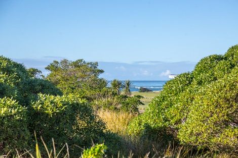 Photo of property in 13 Nunu Drive, Flat Point, Masterton, 5883