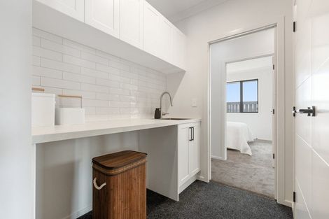 Photo of property in 30 Whakahaumako Road, Leamington, 3495