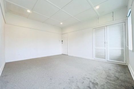Photo of property in 279 Massey Road, Mangere East, Auckland, 2024