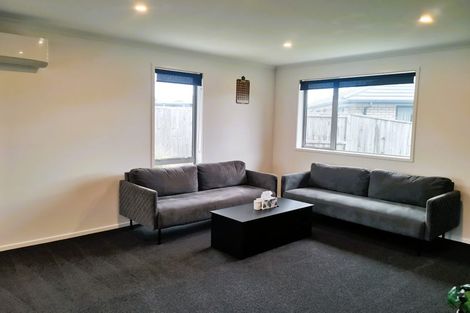 Photo of property in 12 Saint Michael Crescent, One Tree Point, 0118