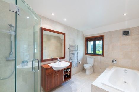 Photo of property in 2/3 Gard Street, Silverstream, Upper Hutt, 5019