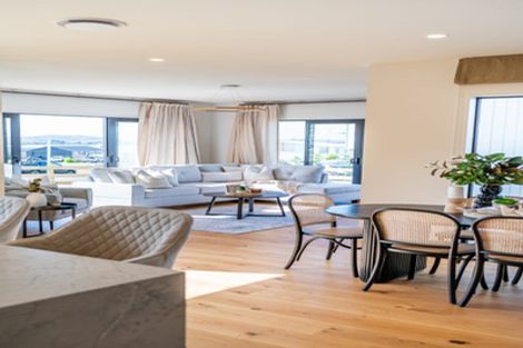 Photo of property in 17 Tunarau Street, Raglan, 3225