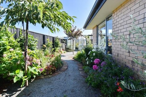 Photo of property in 17 Sincock Place, Kaiapoi, 7630