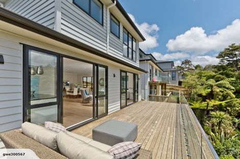 Photo of property in 30 Para Close, Fairview Heights, Auckland, 0632
