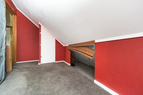Photo of property in 68 Rangitane Street, Palmerston North, 4414