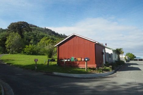 Photo of property in 1 Braemar Place, Nelson South, Nelson, 7010