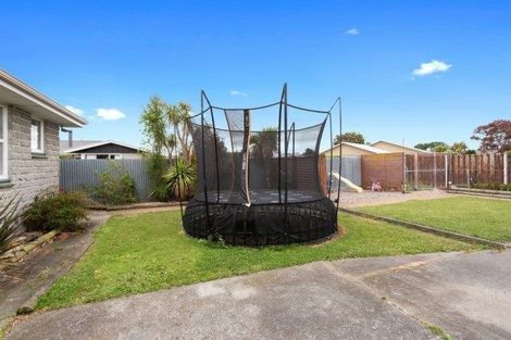 Photo of property in 35 Geddis Street, Rangiora, 7400