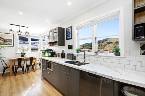 Photo of property in 322a Main Road, Tawa, Wellington, 5028