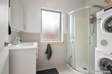 Photo of property in 11 Orton Street, Glenfield, Auckland, 0627