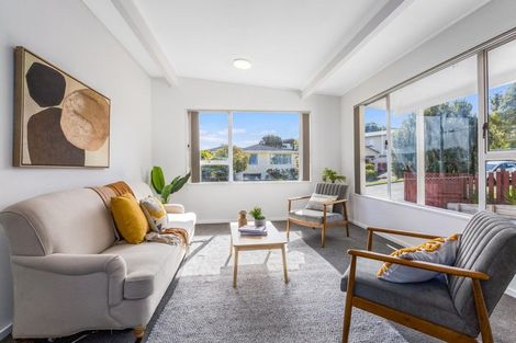 Photo of property in 10 Findhorn Place, Papakowhai, Porirua, 5024