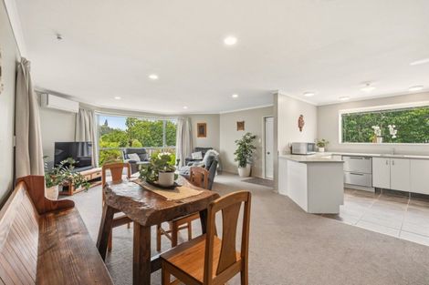Photo of property in 2 Karamu Terrace, Pyes Pa, Tauranga, 3112