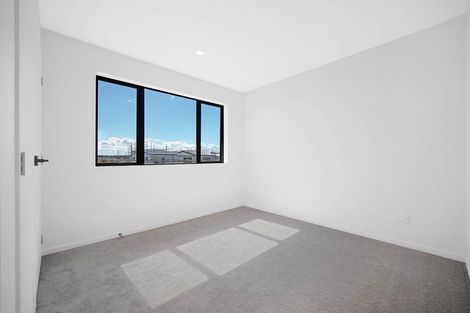 Photo of property in 19 Auranga Drive, Karaka, Papakura, 2113