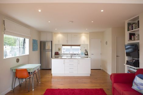 Photo of property in 19f3 Burnham Street, Seatoun, Wellington, 6022