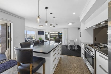 Photo of property in 58d Karamea Street, Whalers Gate, New Plymouth, 4310