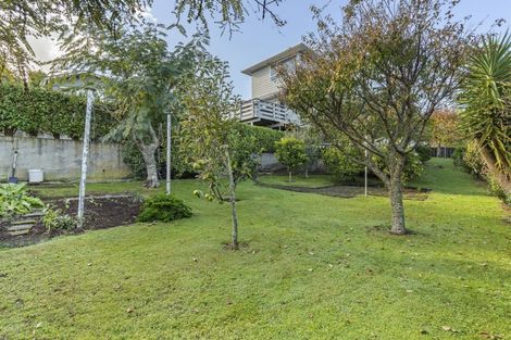 Photo of property in 49 Queens Road, Glen Avon, New Plymouth, 4312