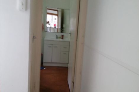 Photo of property in 75 Todman Street, Brooklyn, Wellington, 6021