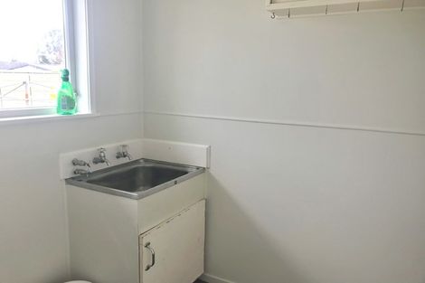 Photo of property in 100 Hillcrest Road, Papatoetoe, Auckland, 2025