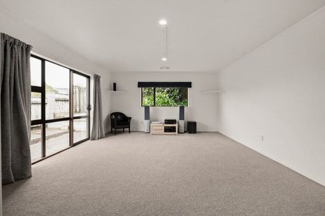 Photo of property in 126 Totara Drive, Pukete, Hamilton, 3200