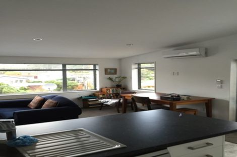 Photo of property in 76 Simla Crescent, Khandallah, Wellington, 6035