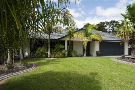 Photo of property in 20 Excelsa Place, Albany, Auckland, 0632