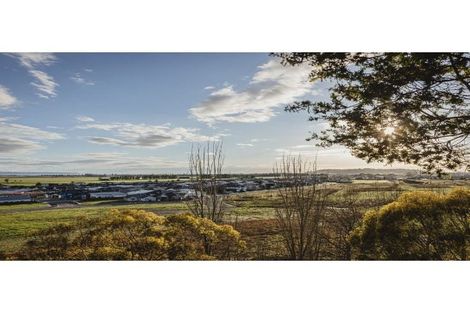 Photo of property in 9 Tutira Place, Poraiti, 4112