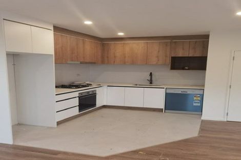 Photo of property in 2 Hoia Street, Papakura, 2110