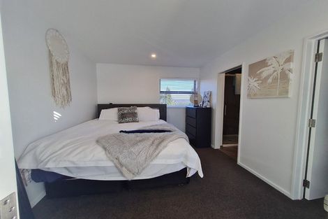 Photo of property in 4/242 Edgeware Road, Edgeware, Christchurch, 8013