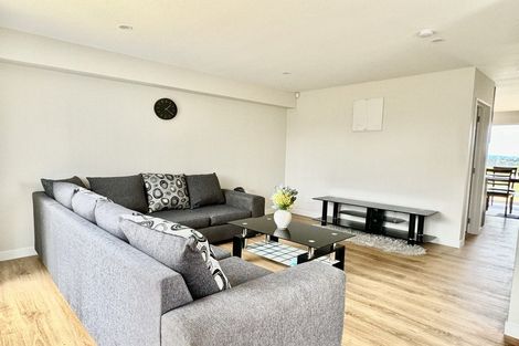 Photo of property in 309 Don Buck Road, Massey, Auckland, 0614