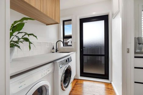 Photo of property in 53 Woodbury Street, Russley, Christchurch, 8042