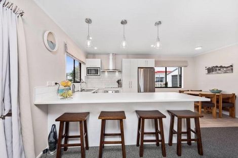 Photo of property in 5a Jasper Way, Papamoa Beach, Papamoa, 3118