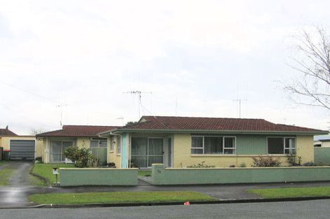 Photo of property in 2b Montgomery Crescent, Bader, Hamilton, 3206
