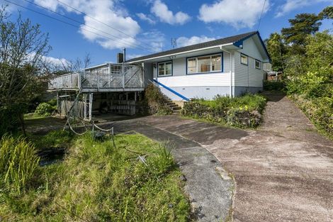 Photo of property in 889 Beach Road, Waiake, Auckland, 0630