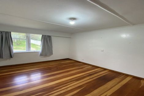 Photo of property in 60 Tremewan Street, Tawa, Wellington, 5028