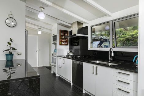 Photo of property in 70 Attwood Road, Paremoremo, Auckland, 0632