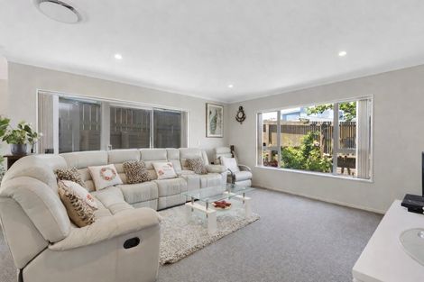 Photo of property in 22 Trelawny Terrace, Grenada Village, Wellington, 6037