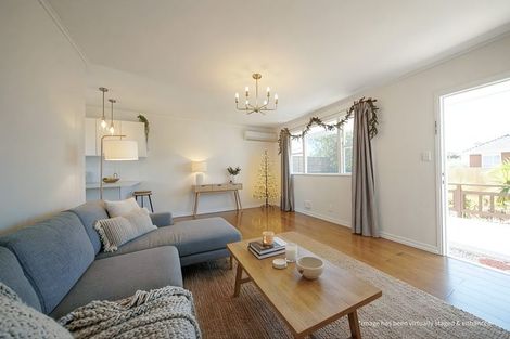 Photo of property in 4/53 Pakuranga Road, Pakuranga, Auckland, 2010