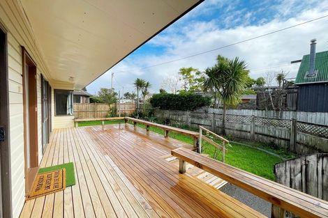 Photo of property in 3/110 Nile Road, Milford, Auckland, 0620