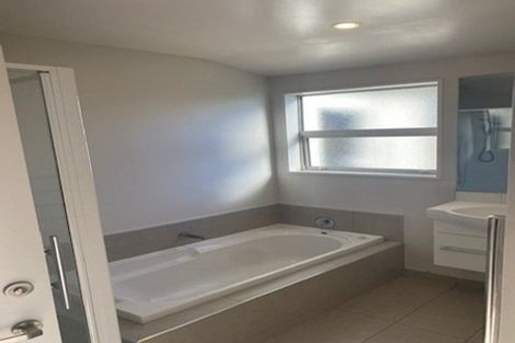 Photo of property in 28 Hakatere Road, Pegasus, 7612