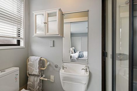Photo of property in 25 Rubens Place, Burnside, Christchurch, 8053