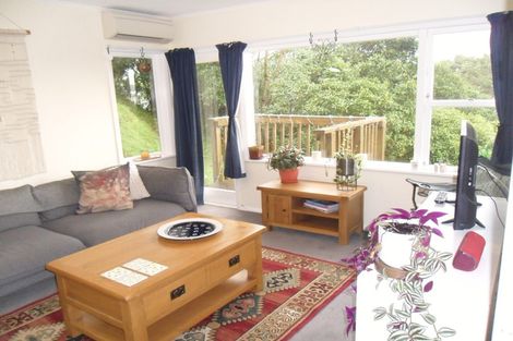 Photo of property in 1/144 Nicholson Road, Khandallah, Wellington, 6035