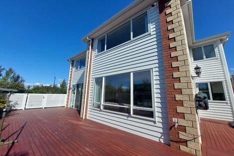 Photo of property in 11 Rathmullen Place, Pinehill, Auckland, 0632